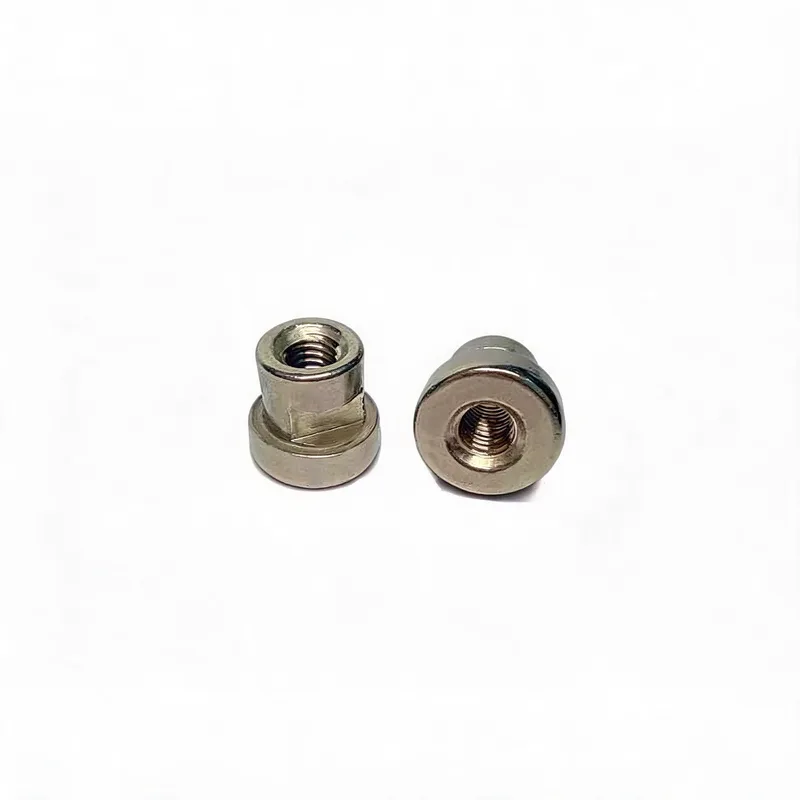 WQL-F heavy rail nut — angled view, zinc-plated steel — DIN 3015-2