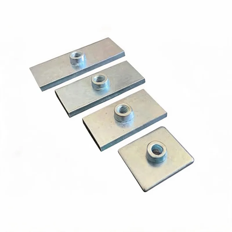 WQL-C welded base plate — angled view, zinc-plated steel — DIN 3015