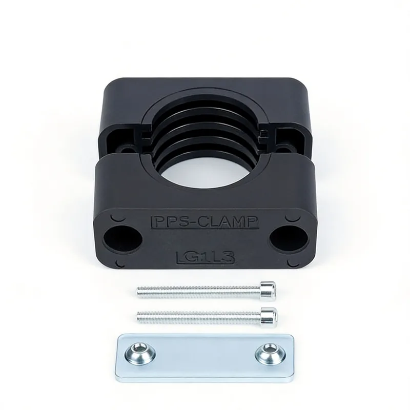 Exploded view of DIN 3015-1 pipe clamp assembly: clamp body halves, cover plate, socket bolts